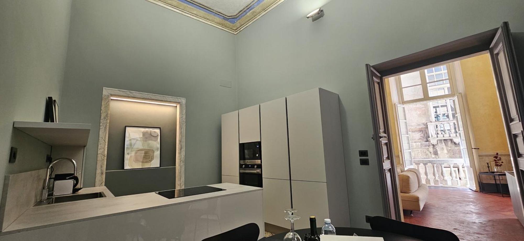 Apartment Eleven Luxury - Dimora Affrescata Del '500 A Pochi Passi Dall'acquario *