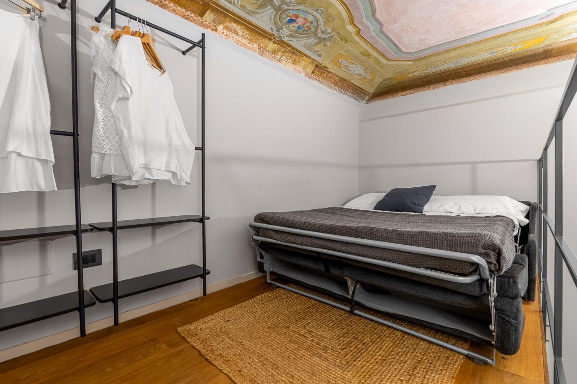 Eleven Luxury - Dimora Affrescata Del '500 A Pochi Passi Dall'acquario Apartment *