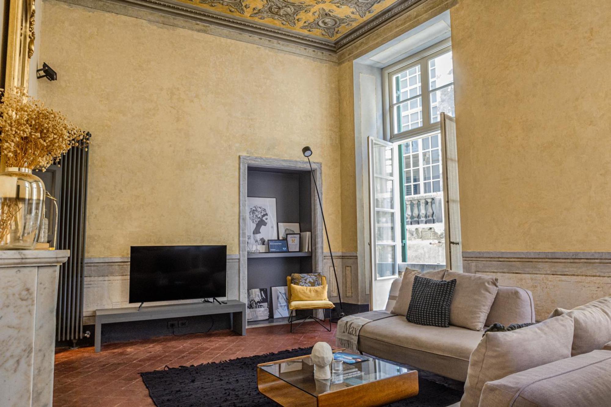 Eleven Luxury - Dimora Affrescata Del '500 A Pochi Passi Dall'acquario Apartment